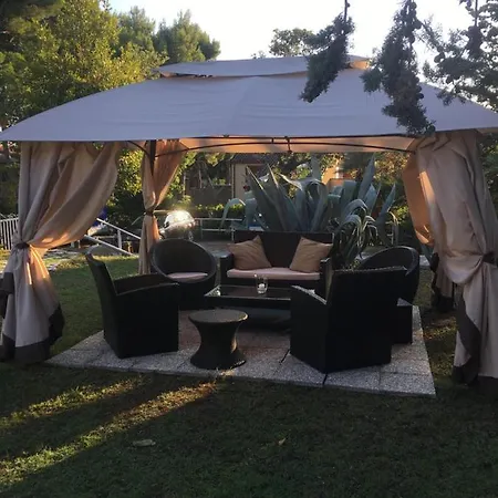 Bed & Breakfast Ghirardelli Sirolo