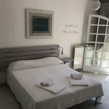 Ghirardelli Bed & Breakfast