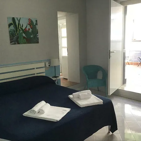 Ghirardelli Bed & Breakfast
