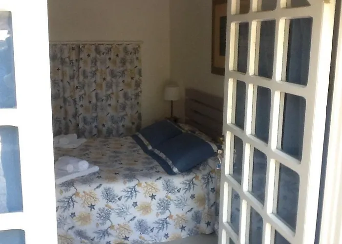 Ghirardelli Bed & Breakfast